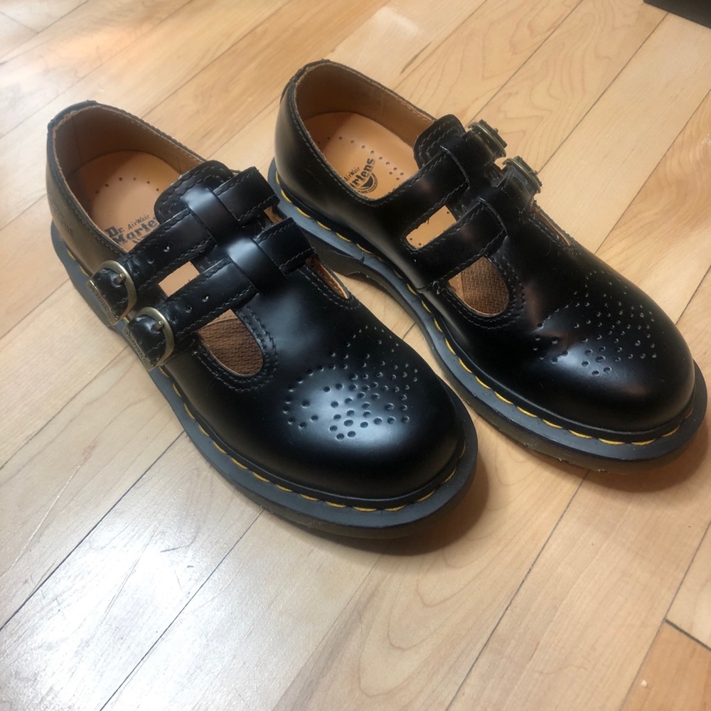 Dr Martens / Doc Martens Mary Jane Shoes